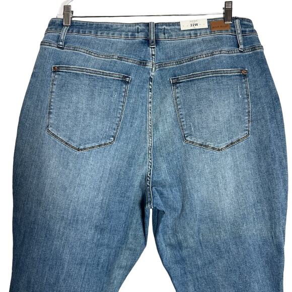 NEW Judy Blue High Rise Southwestern Cuff Relaxed Fit Jeans SIZE 22W Medium Wash - Picture 8 of 10